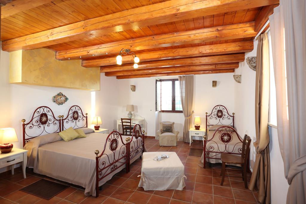 קיארמונטה גולפי Serravalle Relais & Country Villa With Private Pool - Esclusive Use חדר תמונה