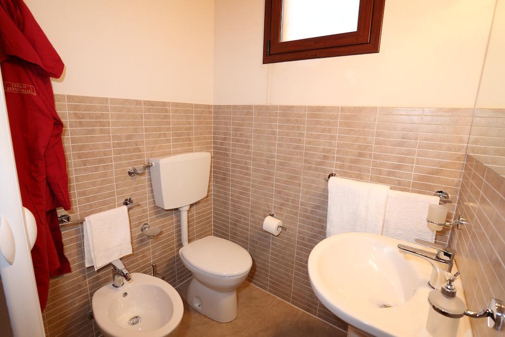קיארמונטה גולפי Serravalle Relais & Country Villa With Private Pool - Esclusive Use חדר תמונה
