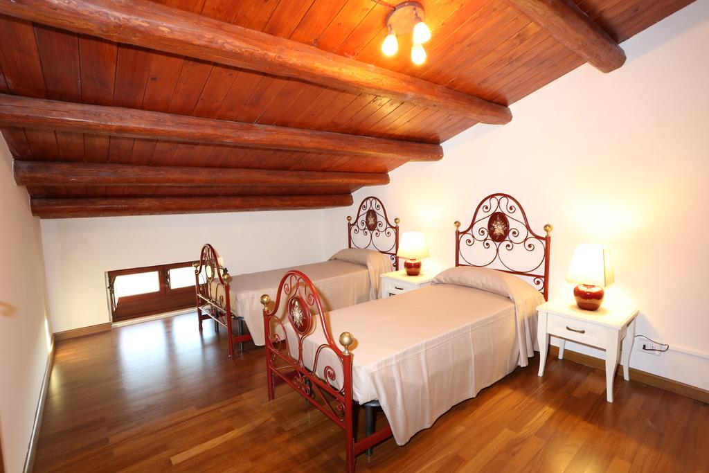 קיארמונטה גולפי Serravalle Relais & Country Villa With Private Pool - Esclusive Use מראה חיצוני תמונה